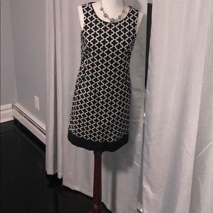 WHBM size 0 Shift dress with pockets
